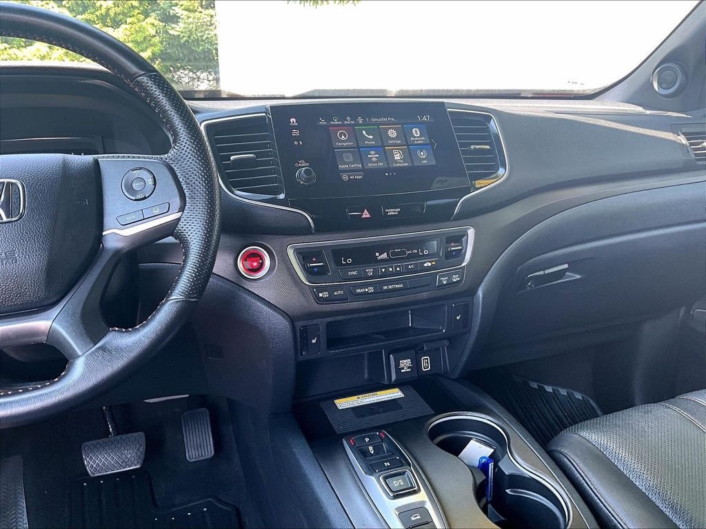 Used 2023 Honda Passport TrailSport image 18