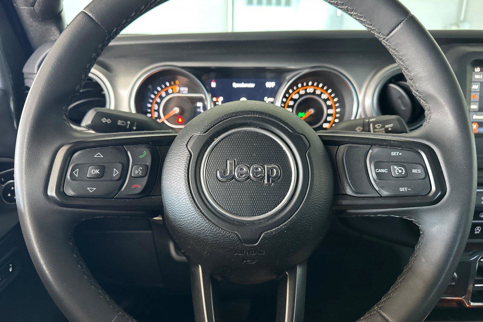 Used 2023 Jeep Gladiator Sport AWD/4WD image 21