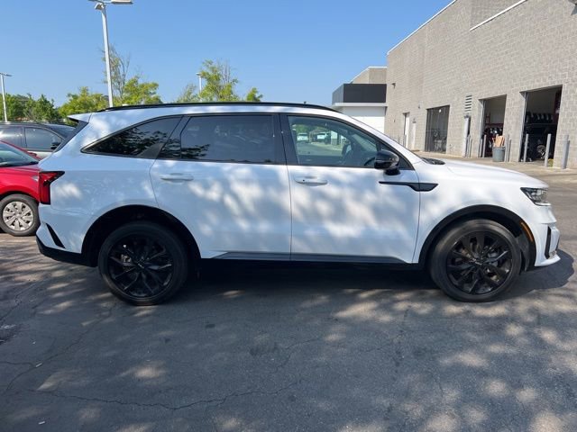 Used 2023 Kia Sorento SX FWD image 3