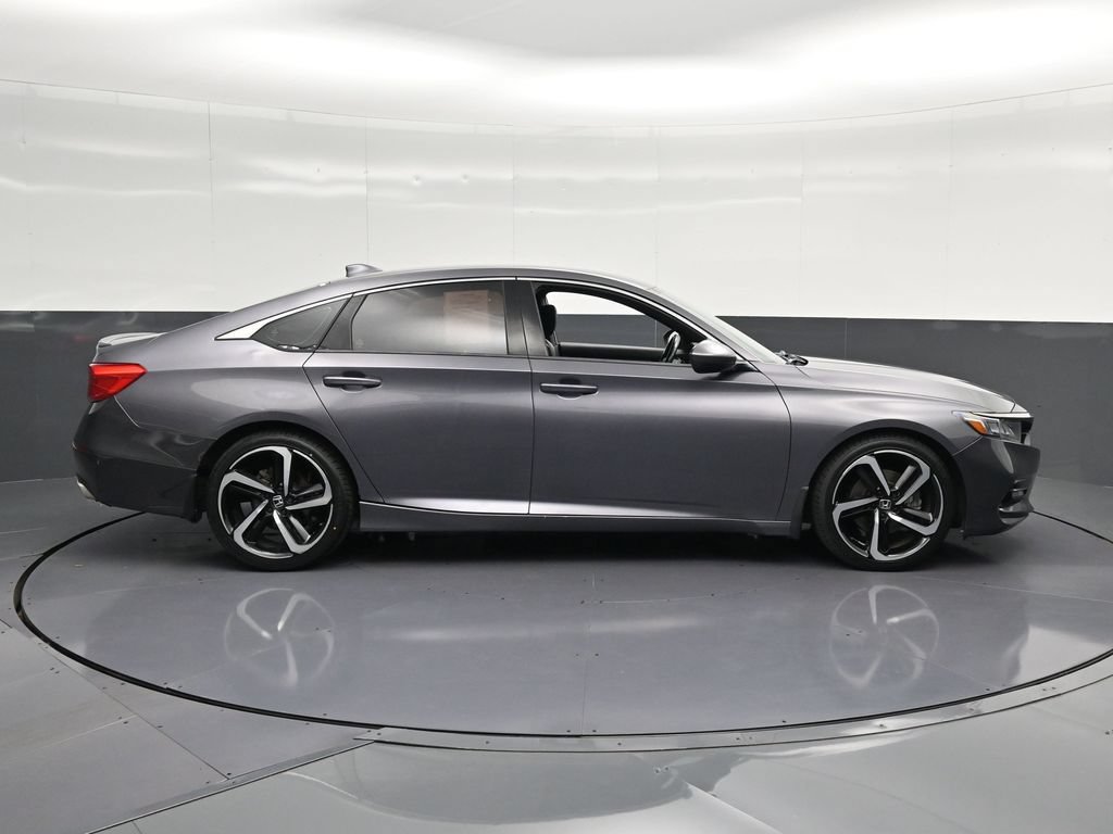 Used 2019 Honda Accord Sport image 4