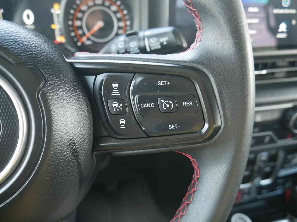 Used 2024 Jeep Wrangler Unlimited Rubicon AWD/4WD image 37