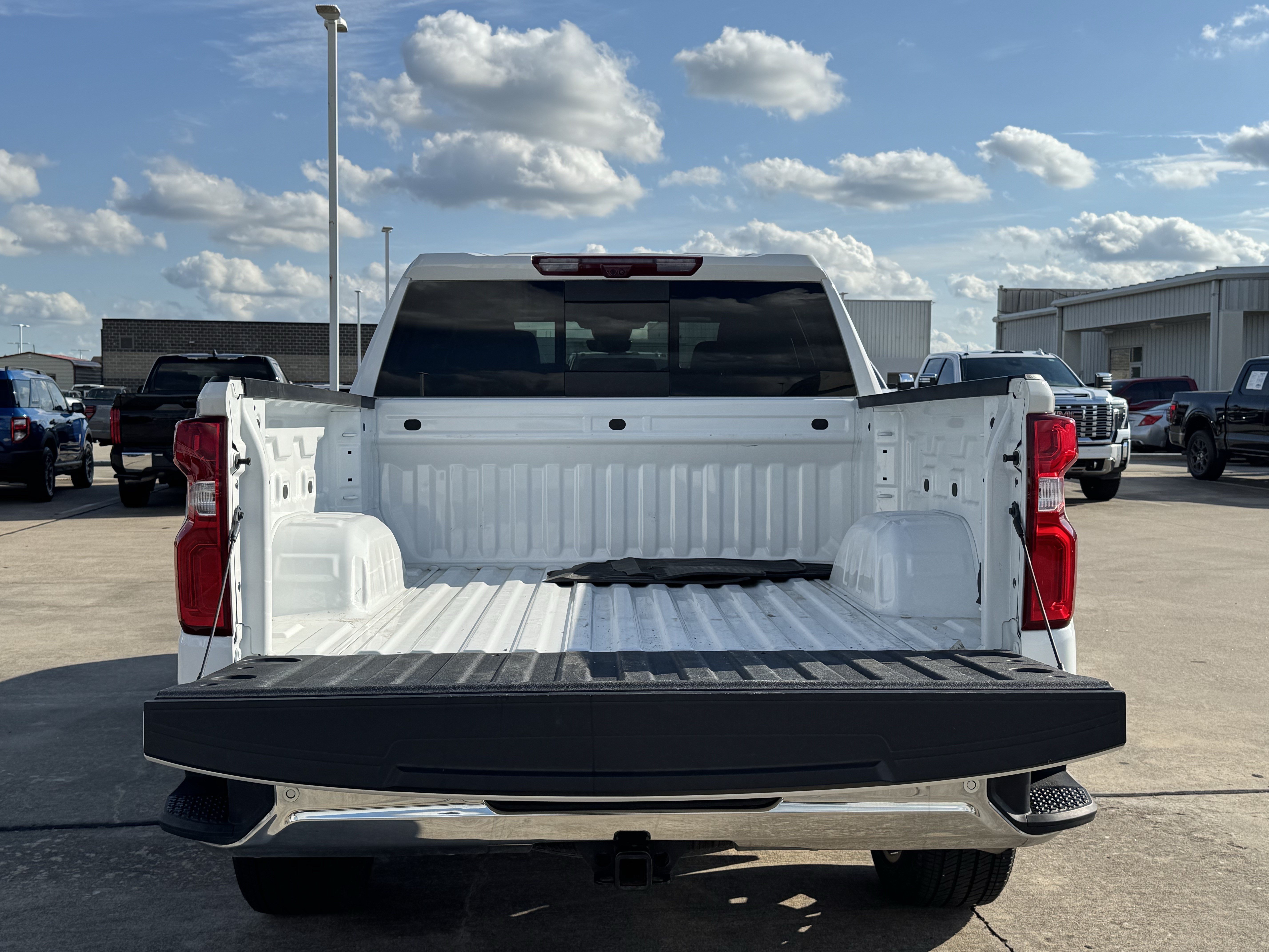 Used 2024 Chevrolet Silverado 1500 LTZ w/ LTZ Premium Texas Edition RWD image 36