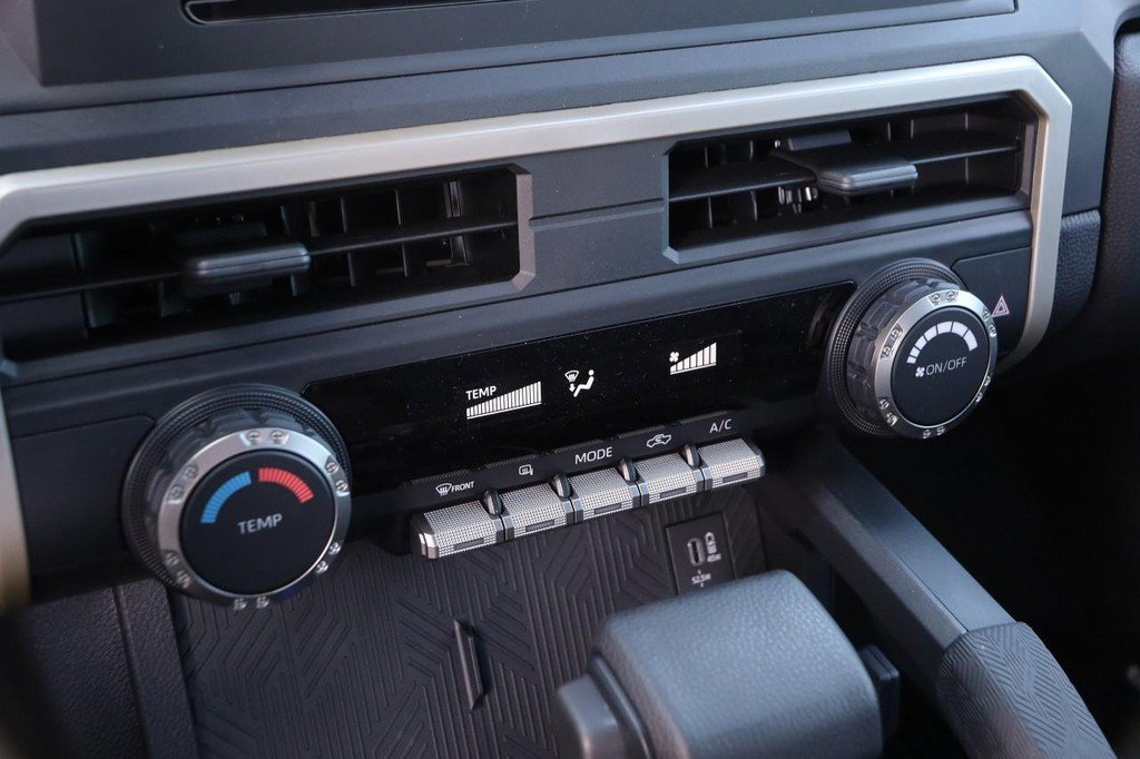 Certified 2024 Toyota Tacoma SR image 17