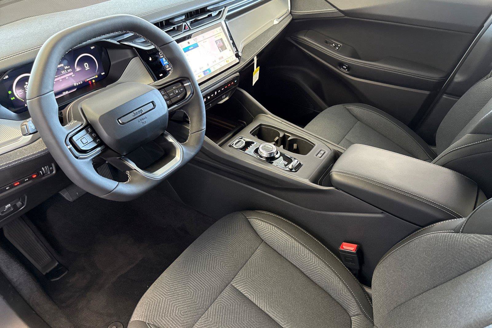 New 2026 Jeep Cherokee Laredo AWD/4WD image 9