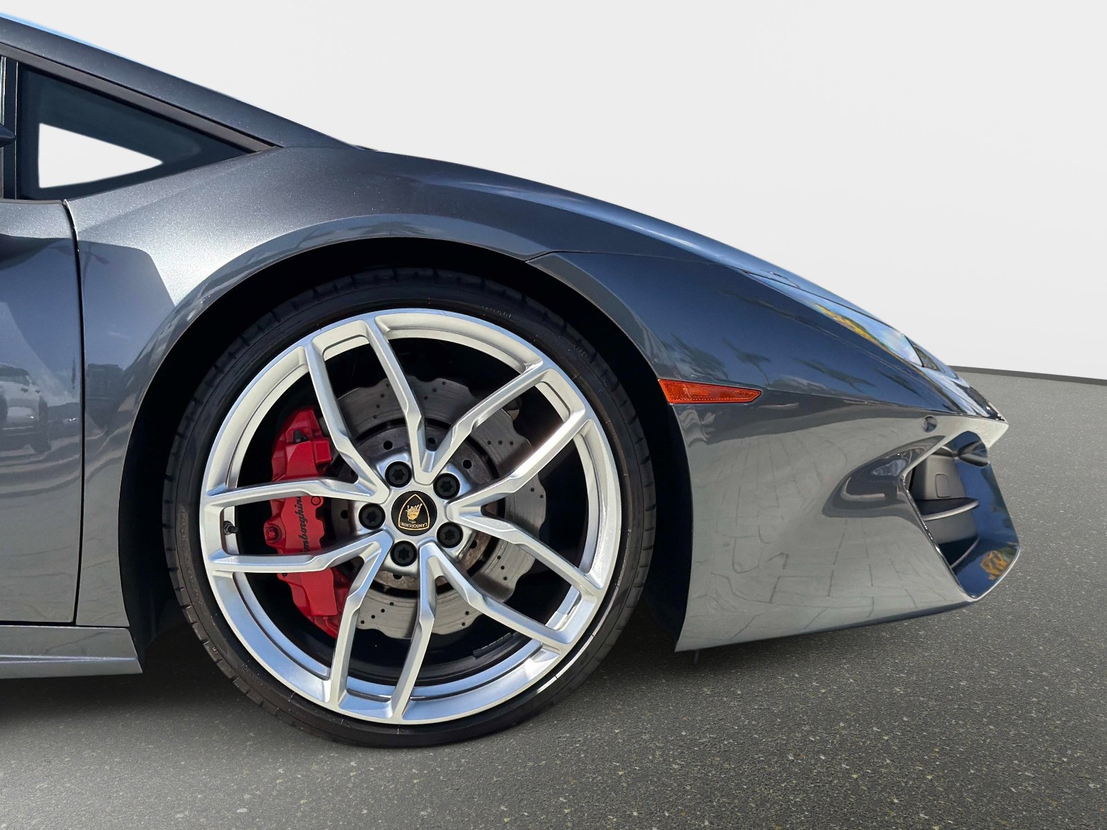 Used 2018 Lamborghini Huracan LP 580-2 image 21