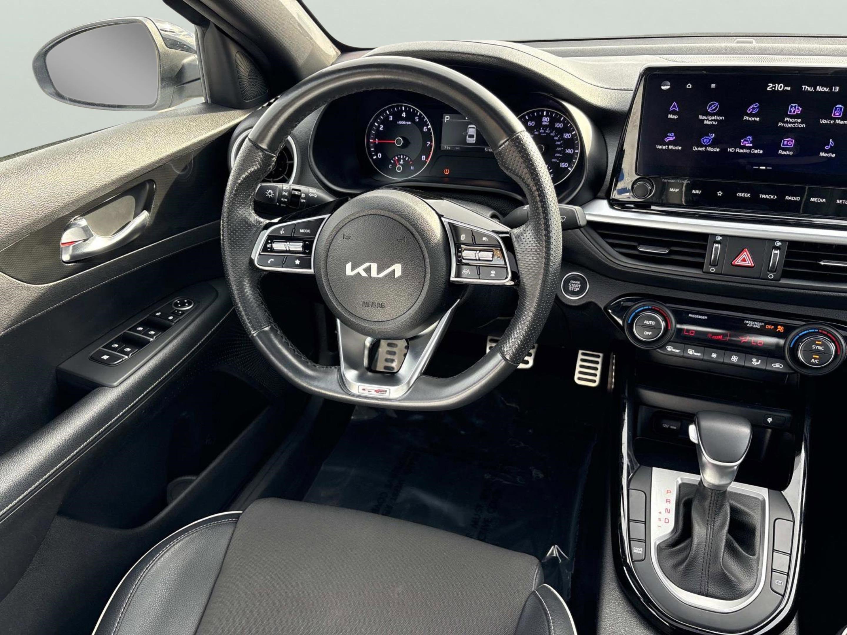 Used 2023 Kia Forte GT-Line w/ GT-Line Premium Package image 13