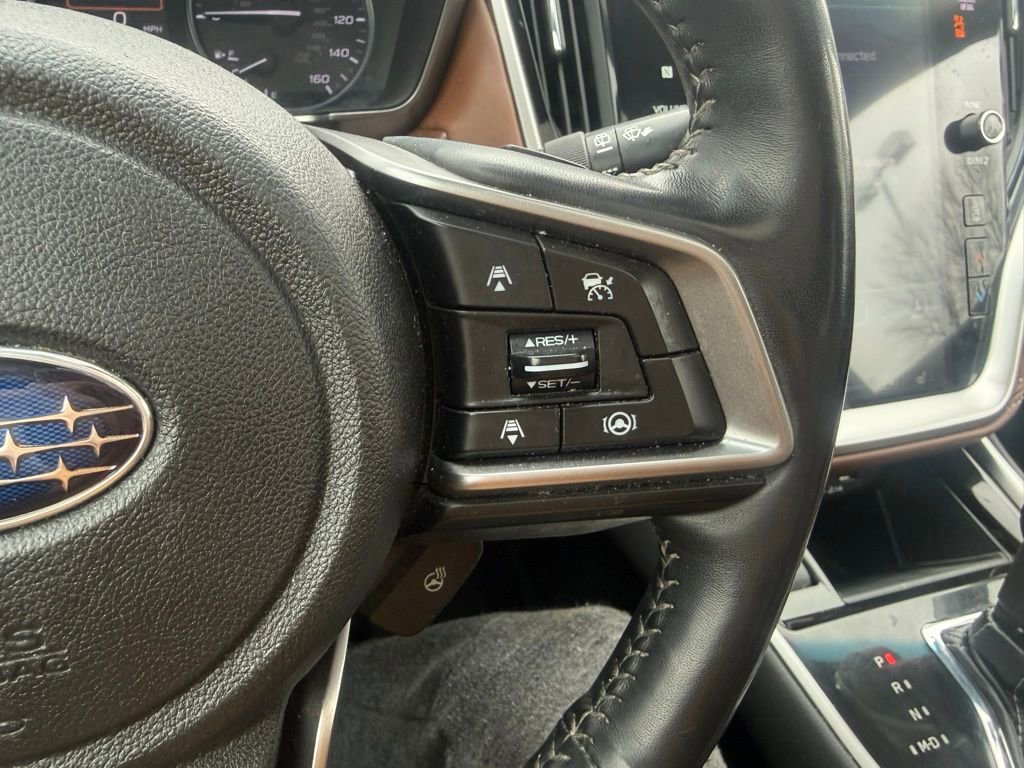 Used 2022 Subaru Outback Touring AWD/4WD image 17