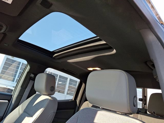 Certified 2024 Chevrolet Colorado ZR2 w/ Technology Package image 15