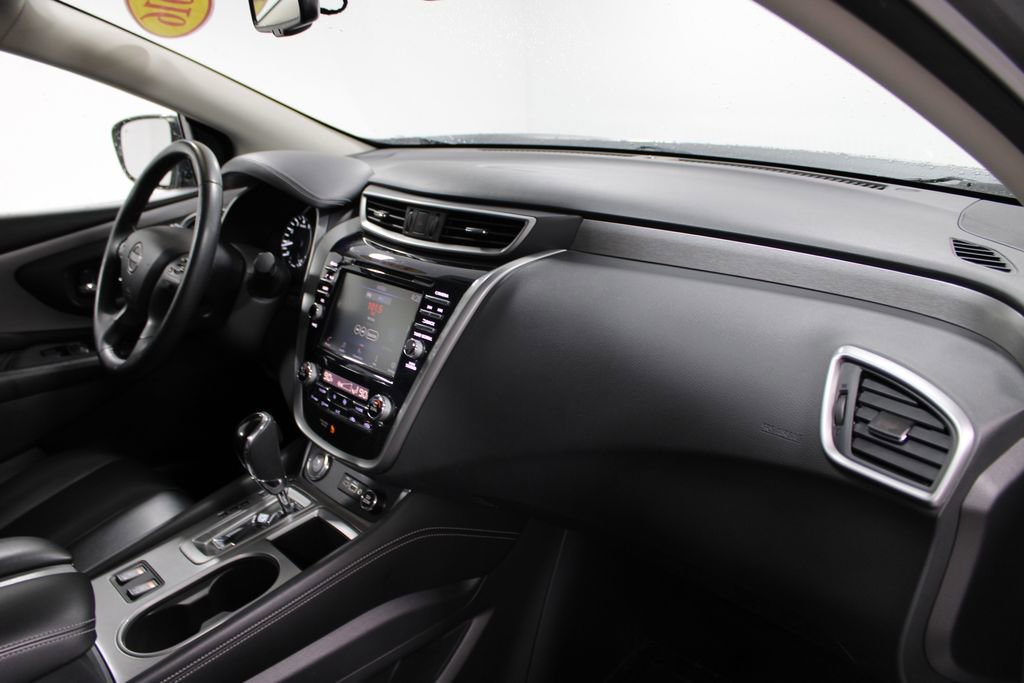 Used 2023 Nissan Murano SV image 26