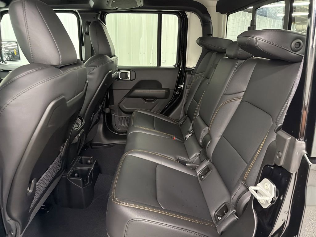 New 2026 Jeep Gladiator Sport image 9