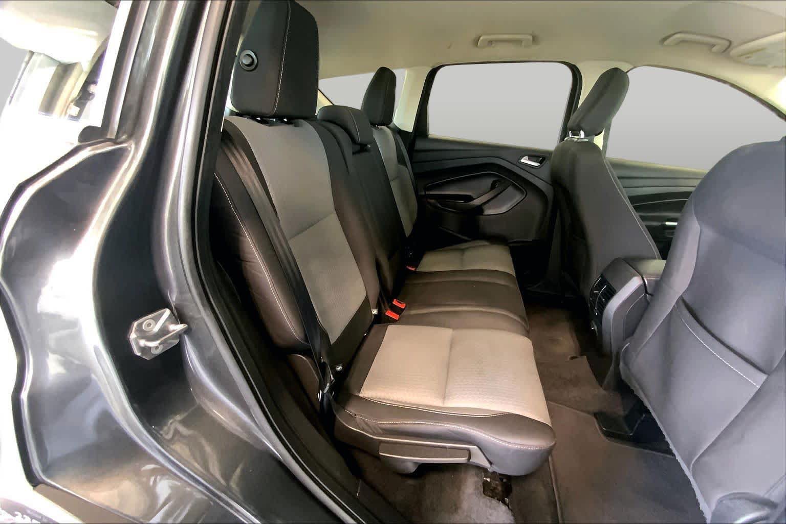 Used 2019 Ford Escape SE FWD image 20