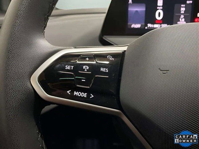 Used 2023 Volkswagen ID.4 S image 33