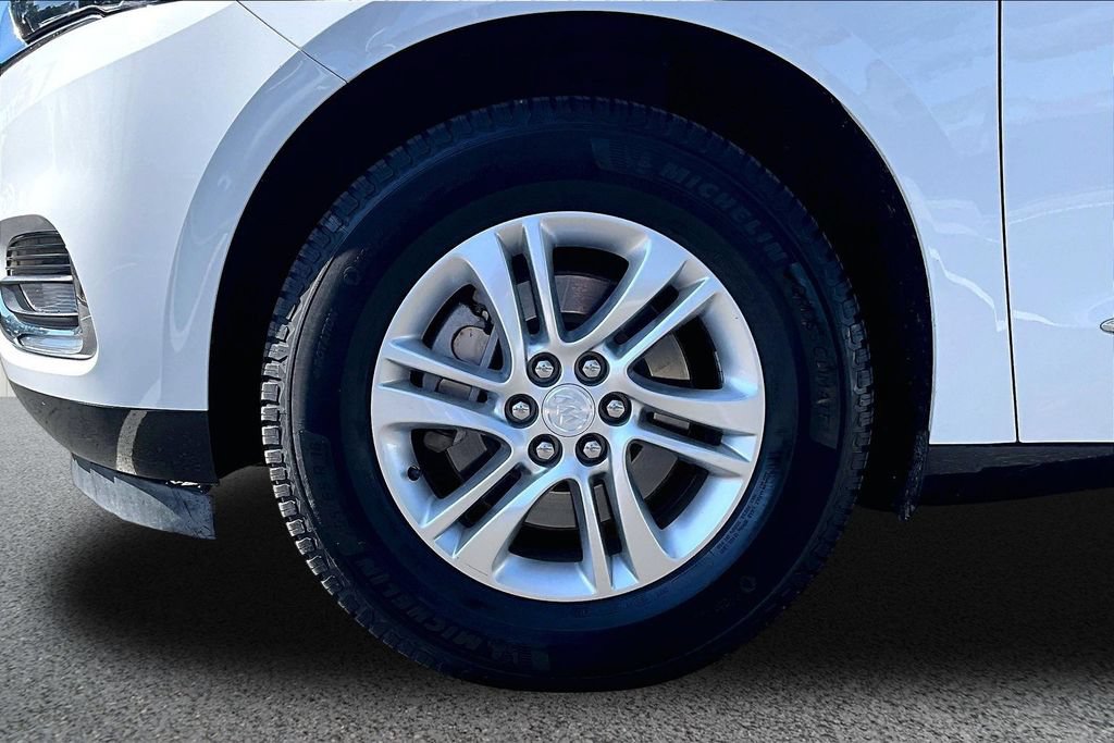 Used 2018 Buick Enclave Essence AWD/4WD image 29