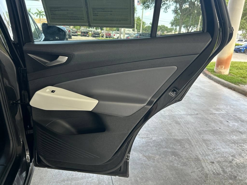 Used 2021 Volkswagen ID.4 1st Edition RWD image 33