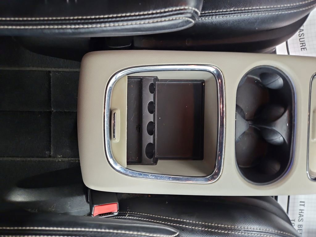 Used 2018 Dodge Grand Caravan SXT image 25