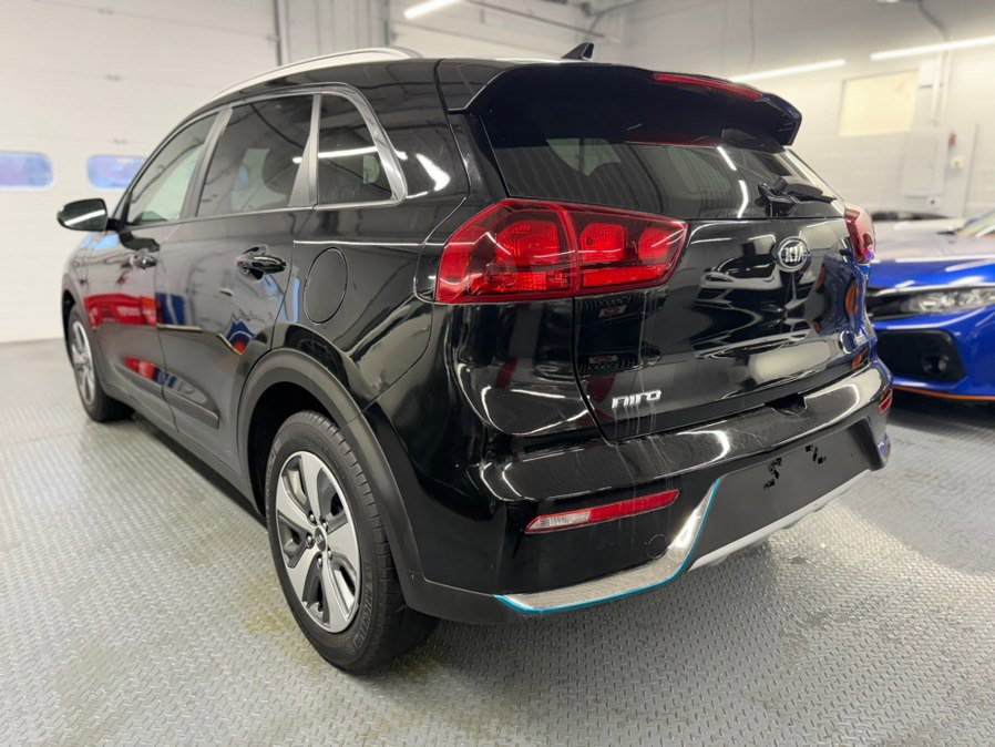 Used 2019 Kia Niro LX image 10