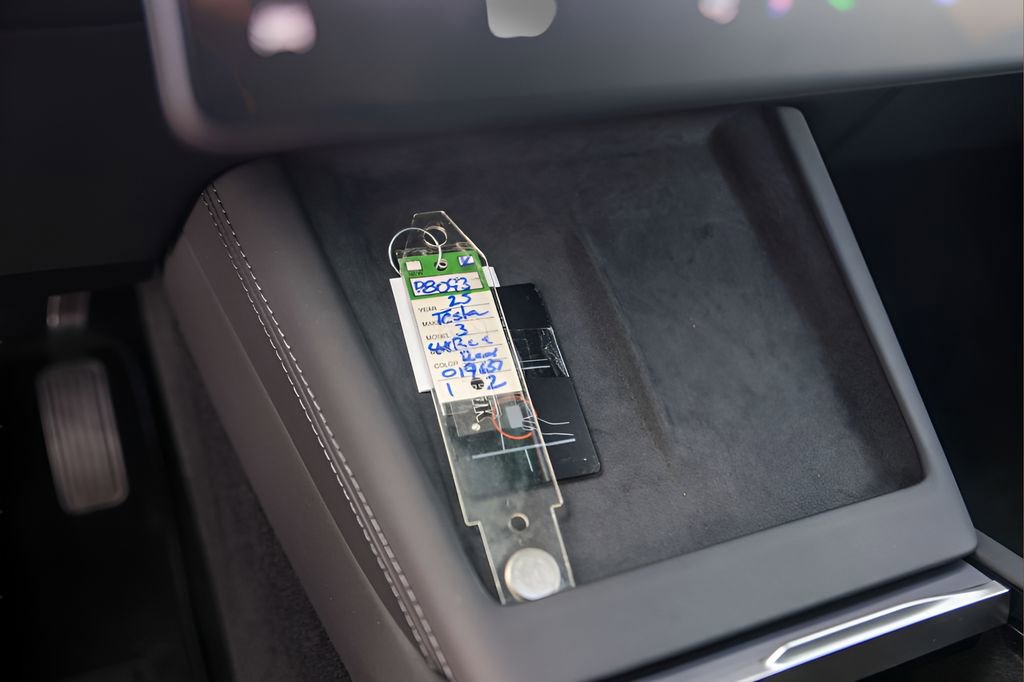 Used 2025 Tesla Model 3 RWD image 17
