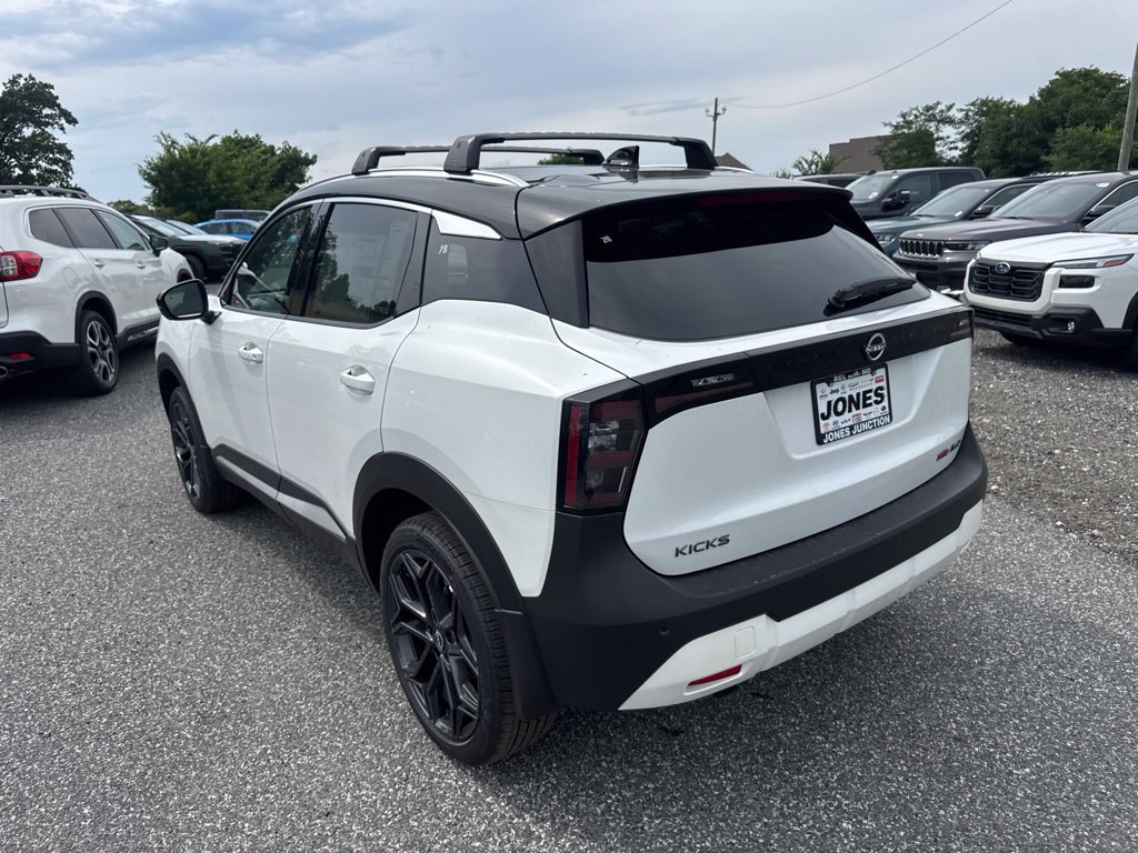 New 2026 Nissan Kicks SR w/ Cold Weather Package AWD/4WD image 7