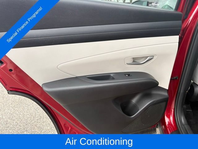 Used 2025 Hyundai Tucson SEL AWD/4WD image 27