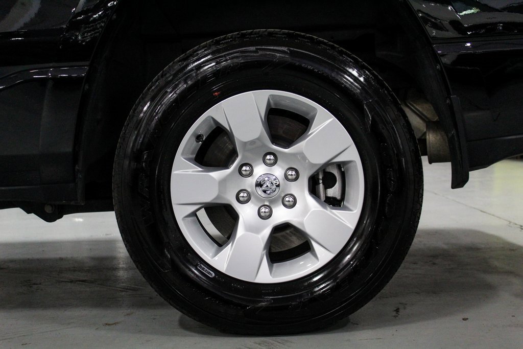 Used 2024 RAM 1500 Big Horn image 36