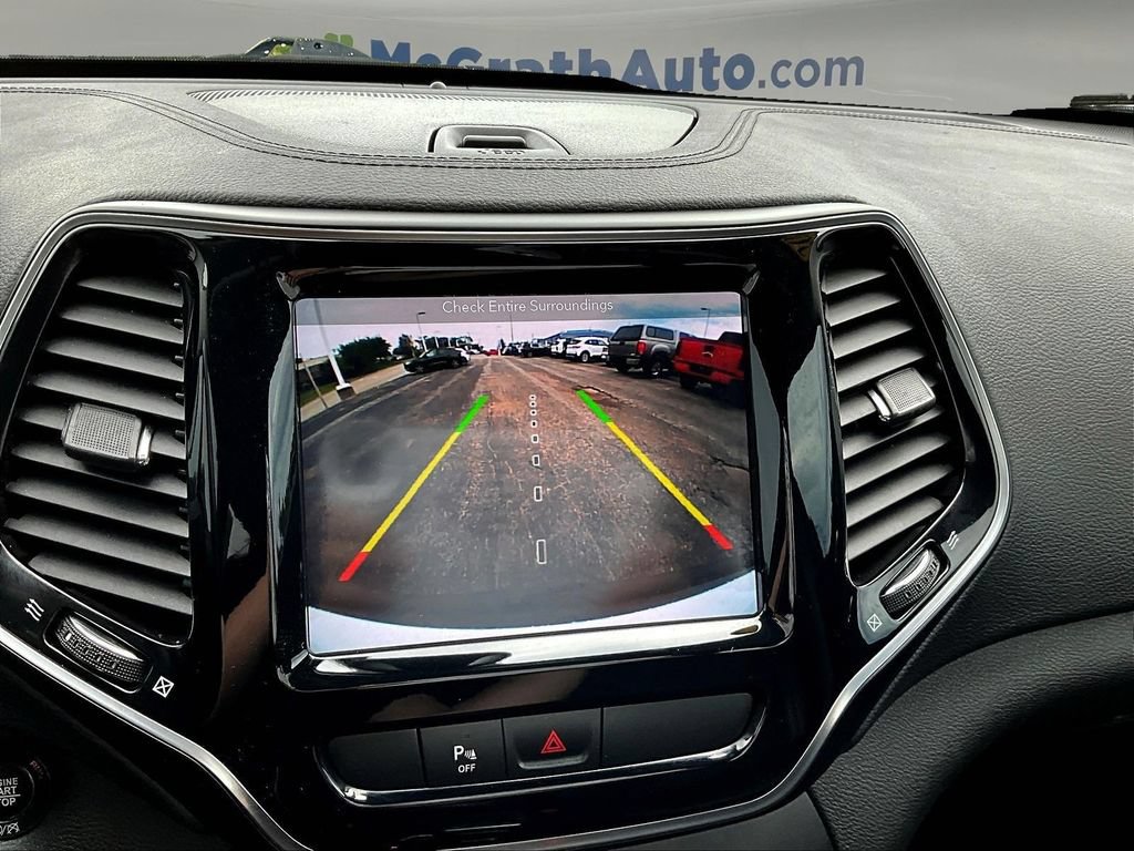 Used 2019 Jeep Cherokee Limited AWD/4WD image 18