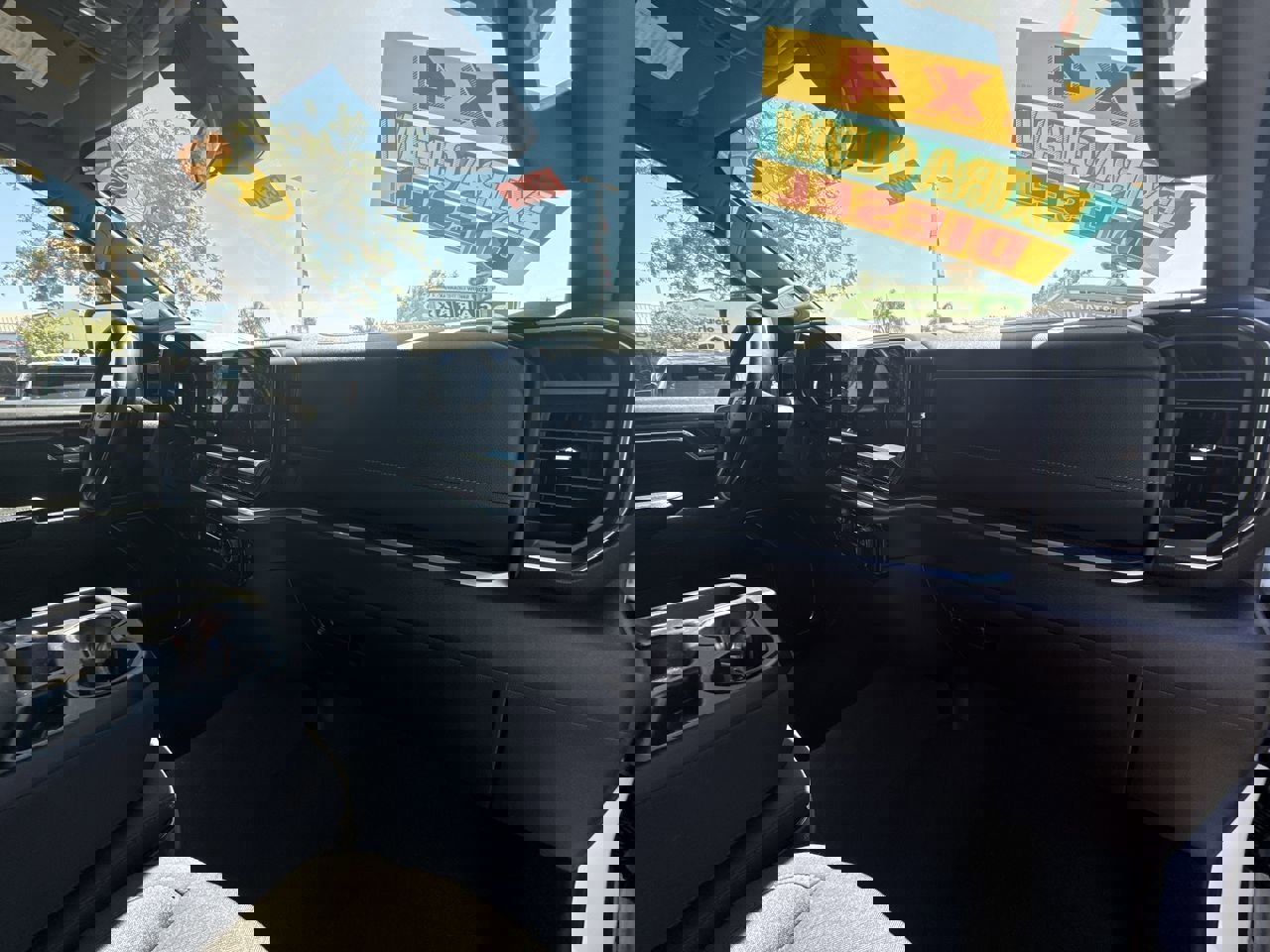 Used 2024 Chevrolet Silverado 2500 LT image 26