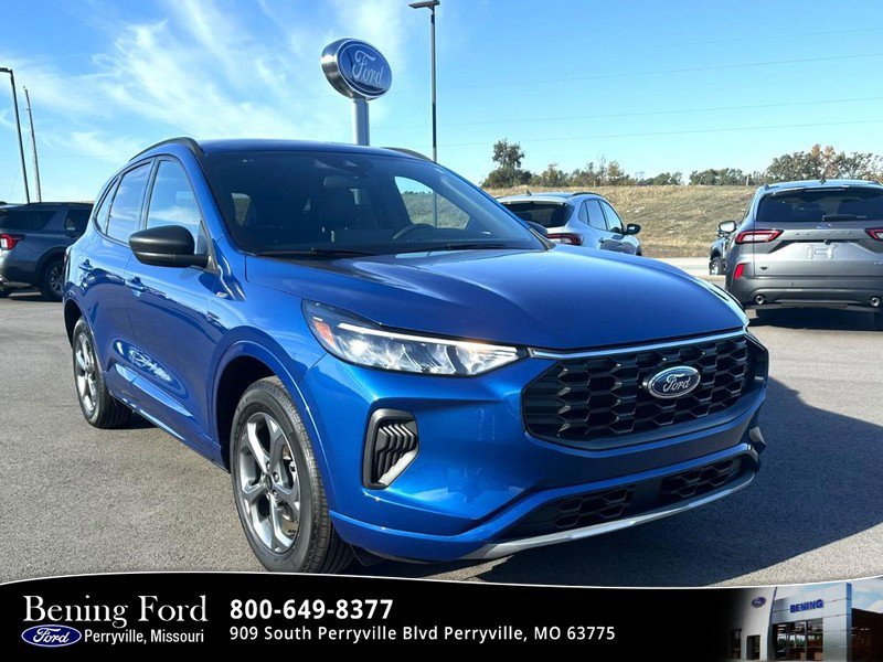 Used 2023 Ford Escape ST-Line w/ Tech Pack #1 image 1