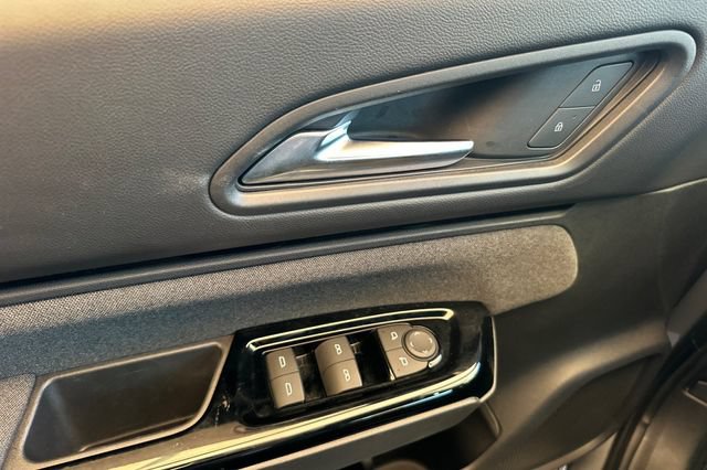 Used 2024 Honda Prologue EX image 11