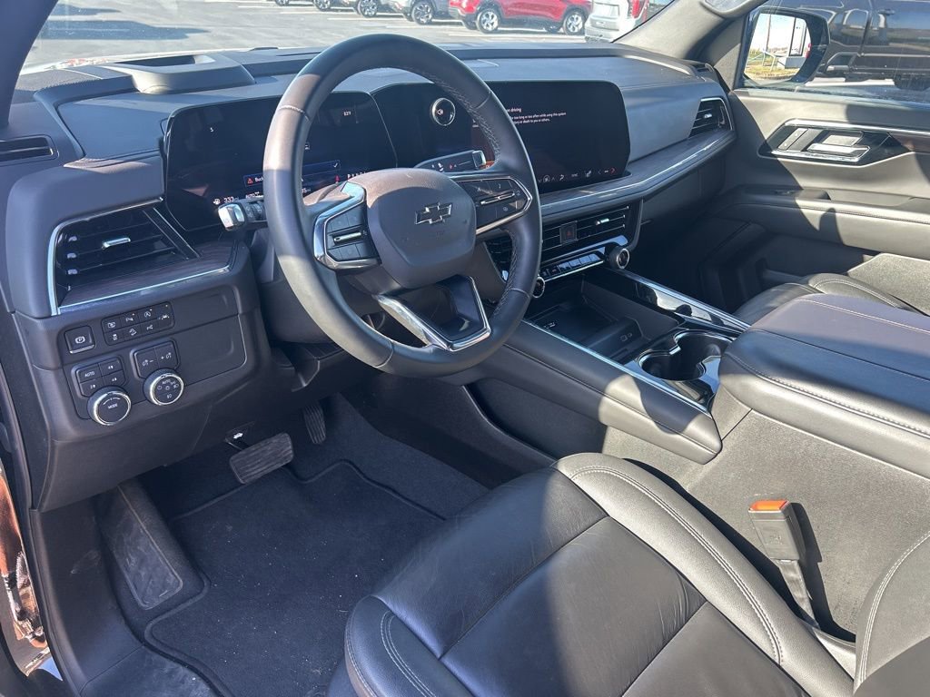 Used 2025 Chevrolet Tahoe Z71 image 17