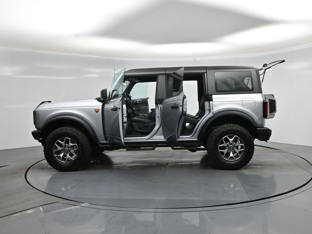 Certified 2024 Ford Bronco Badlands image 34