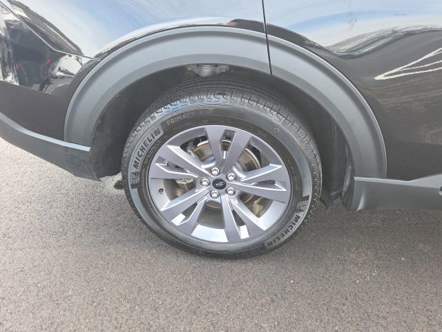 Certified 2023 Ford Explorer XLT w/ Equipment Group 202A image 8