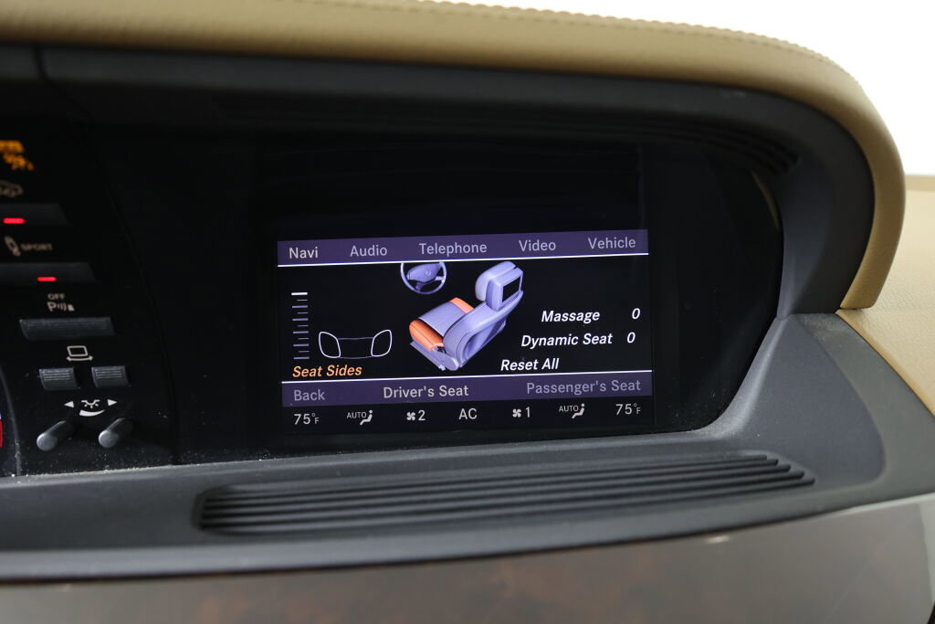 Used 2013 Mercedes-Benz S 550 4MATIC image 39