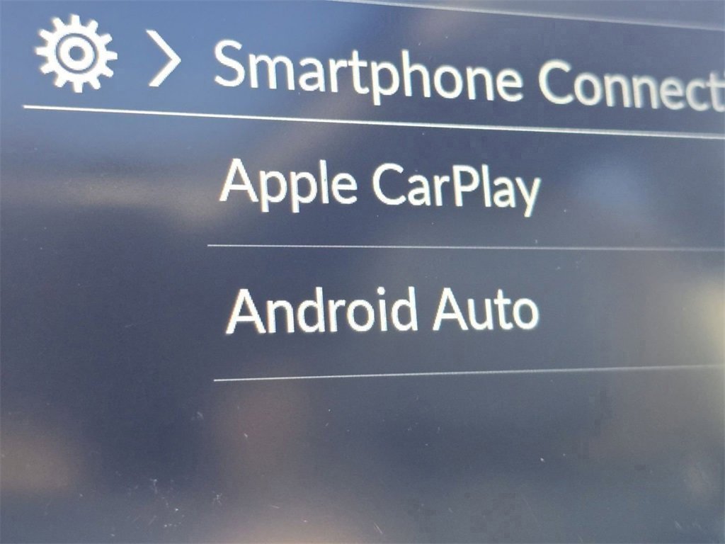 Used 2023 Honda Pilot Touring image 4