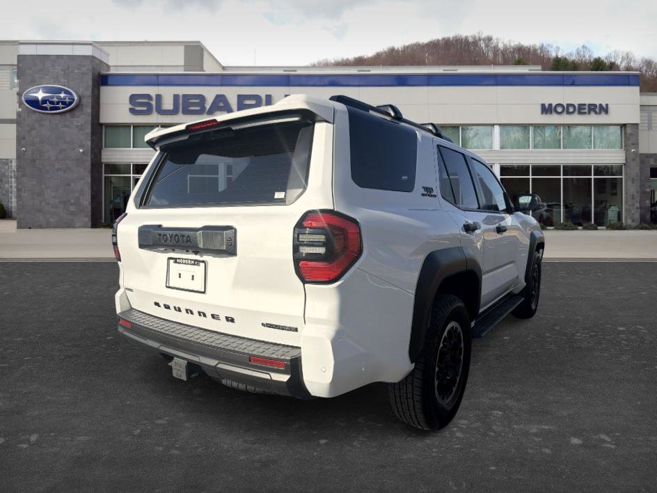 Used 2025 Toyota 4Runner TRD Off-Road Premium image 5