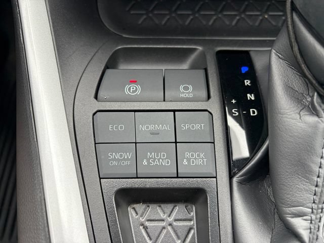 Used 2023 Toyota RAV4 XLE w/ Convenience Package AWD/4WD image 31