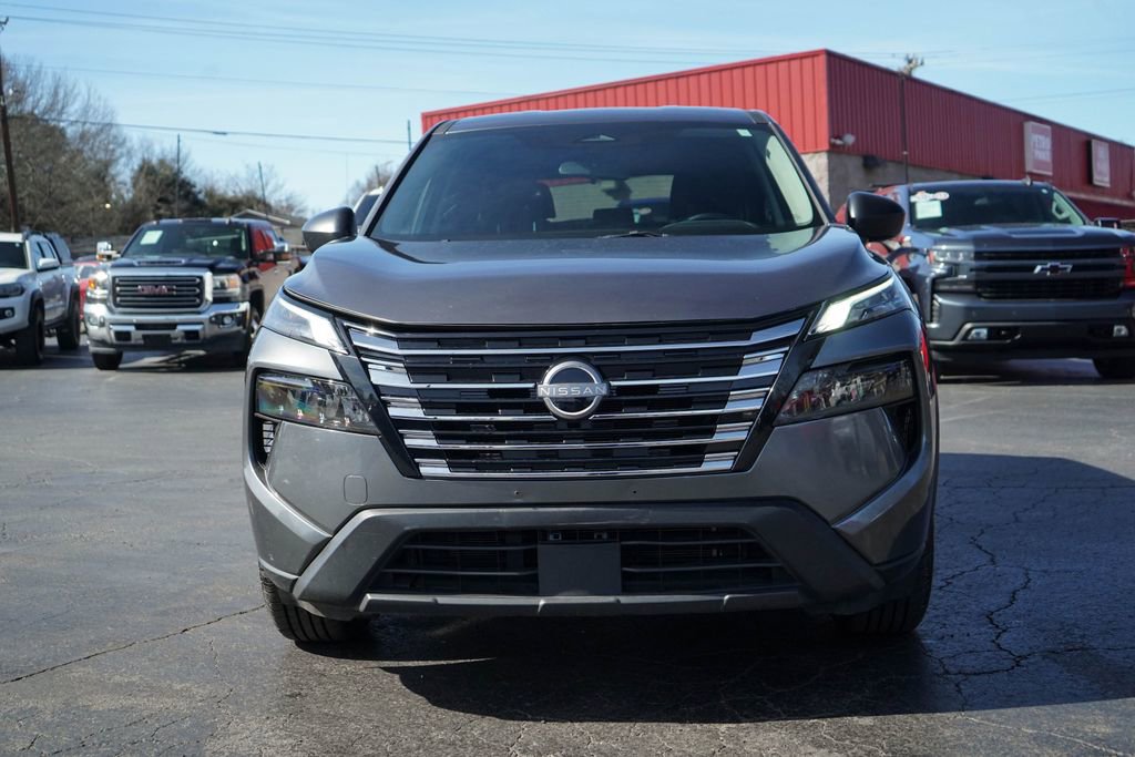 Used 2025 Nissan Rogue S image 9