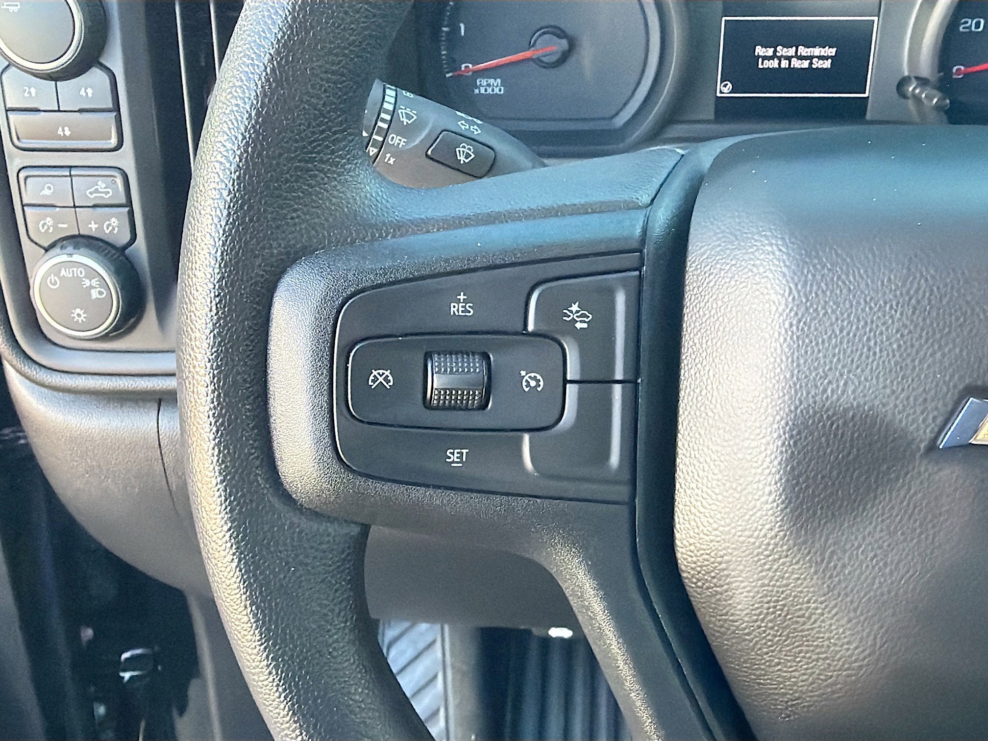 Used 2025 Chevrolet Silverado 2500 Custom w/ Custom Value Package image 35