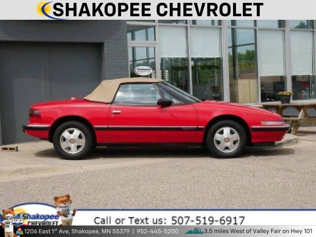 Used 1990 Buick Reatta Convertible image 2
