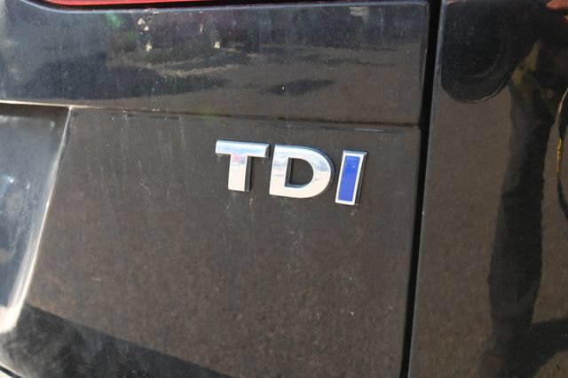 Used 2015 Volkswagen Golf TDI SE FWD image 5