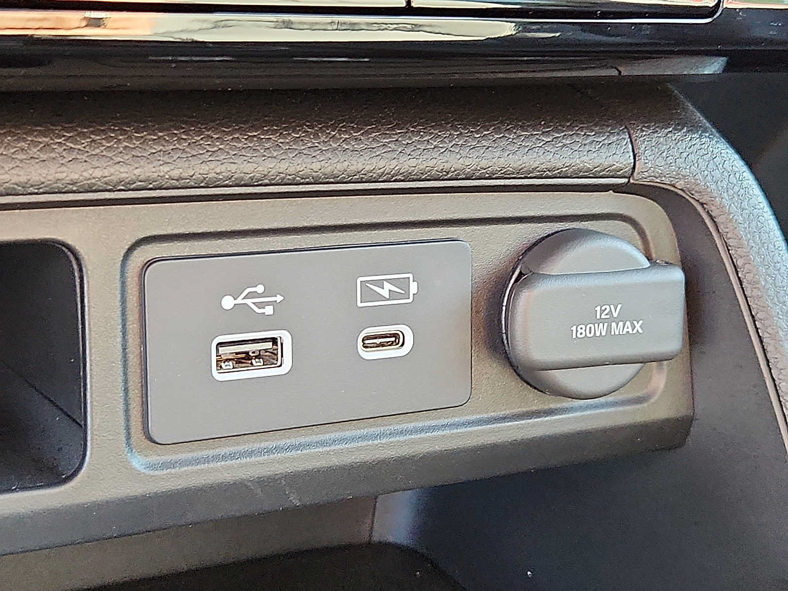 Certified 2025 Honda Pilot Elite image 26