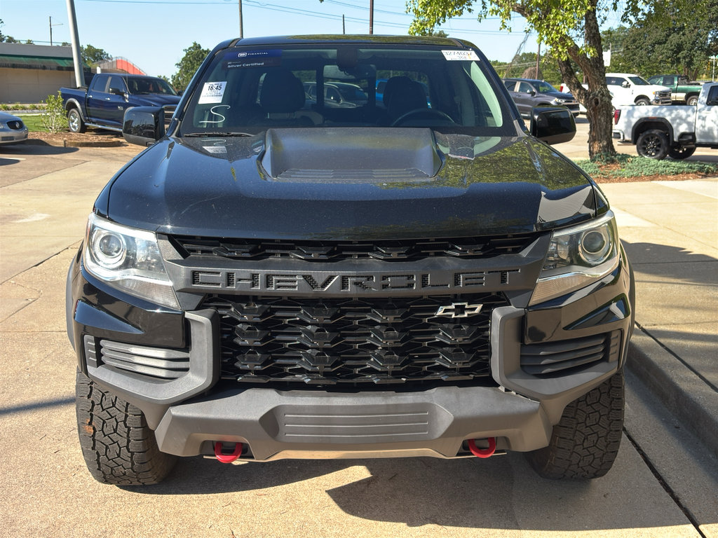 Used 2021 Chevrolet Colorado ZR2 w/ ZR2 Midnight Special Edition AWD/4WD image 2