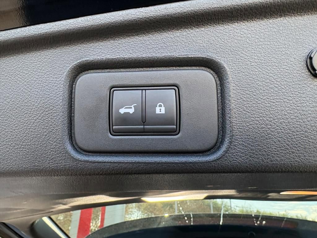 Used 2025 Nissan Pathfinder Rock Creek image 25