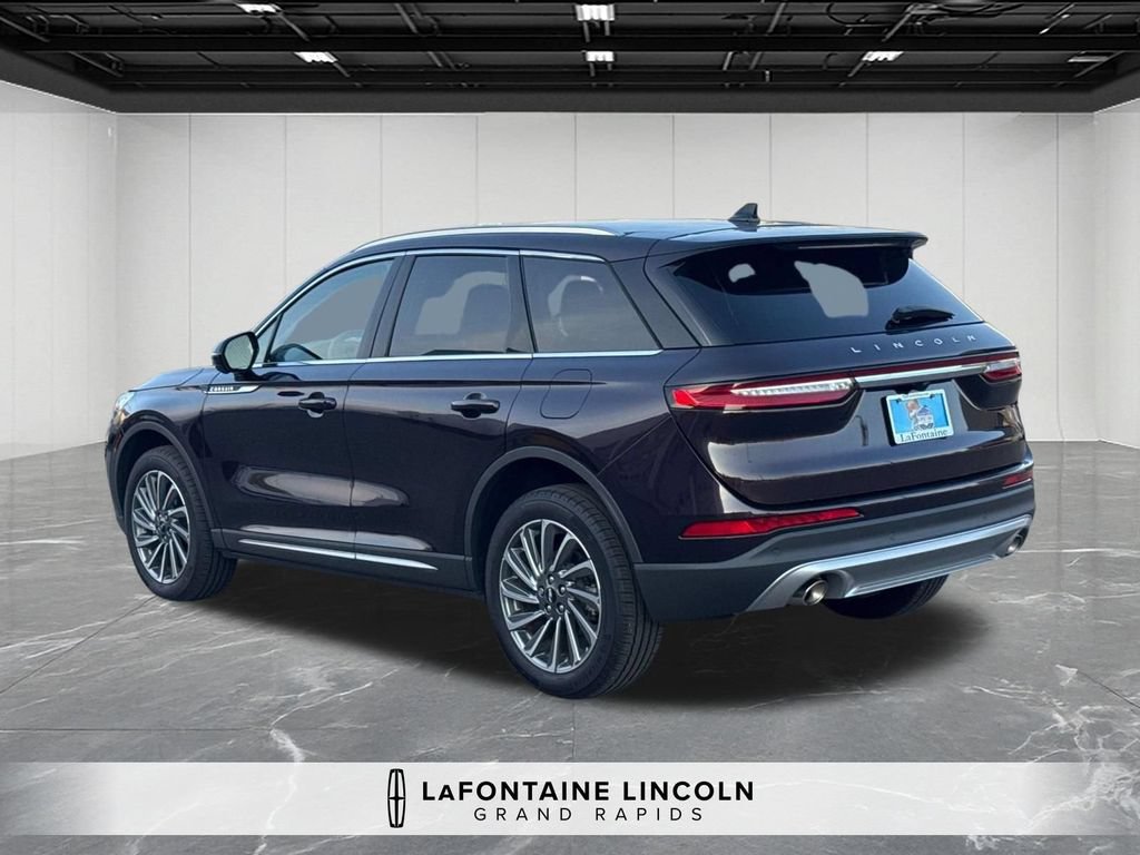 Certified 2023 Lincoln Corsair Reserve w/ Equipment Group 201A AWD/4WD image 3