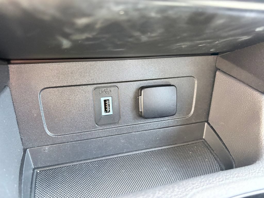 Used 2019 Ford Escape Titanium AWD/4WD image 20