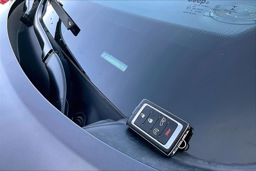 Used 2022 Jeep Grand Cherokee L Overland image 11