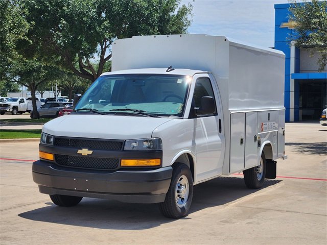 New 2025 Chevrolet Express 3500 w/ Power Convenience Package RWD image 10
