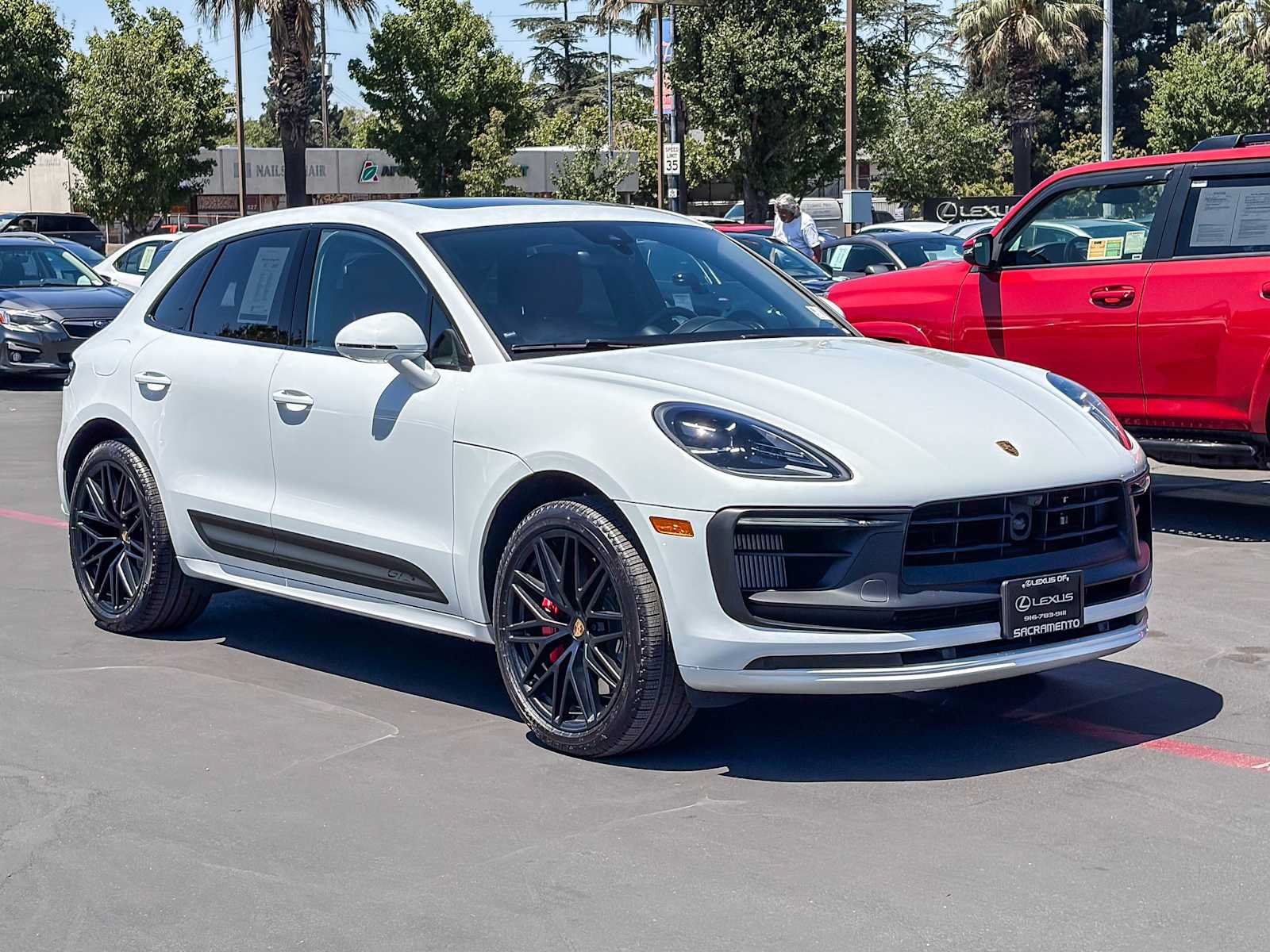 Used 2023 Porsche Macan GTS AWD/4WD image 5
