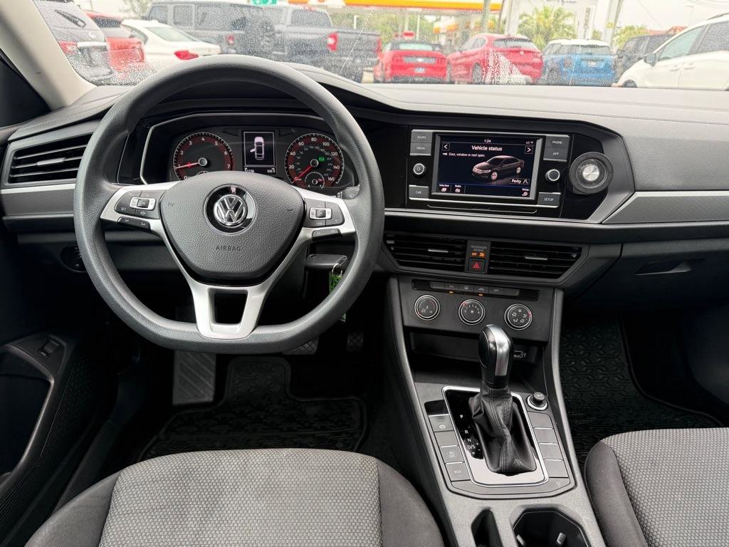 Used 2019 Volkswagen Jetta S w/ Driver Assistance Package image 10