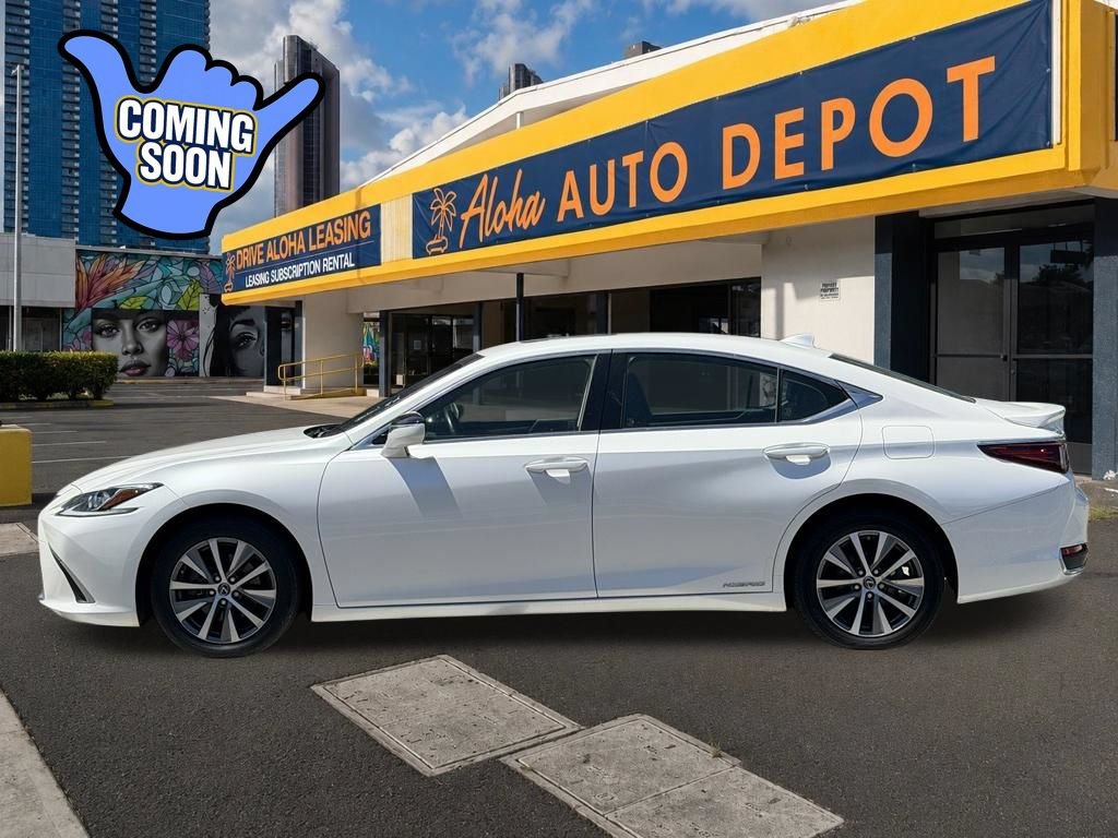 Used 2021 Lexus ES 300h FWD image 2