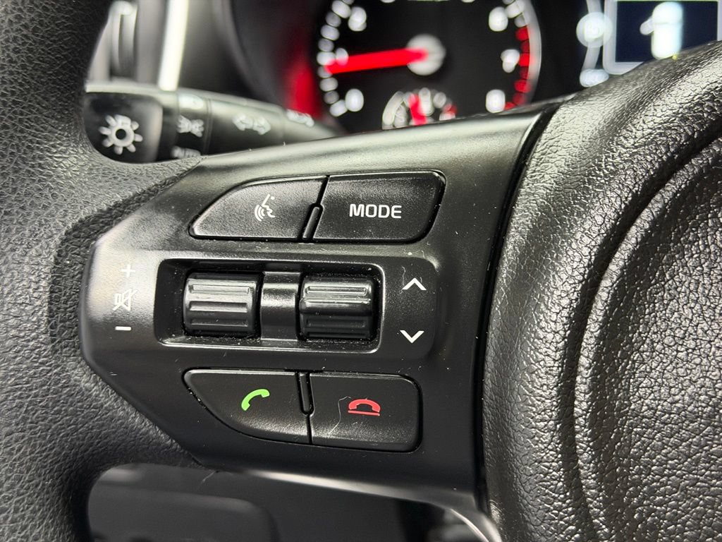 Used 2017 Kia Sorento AWD image 29